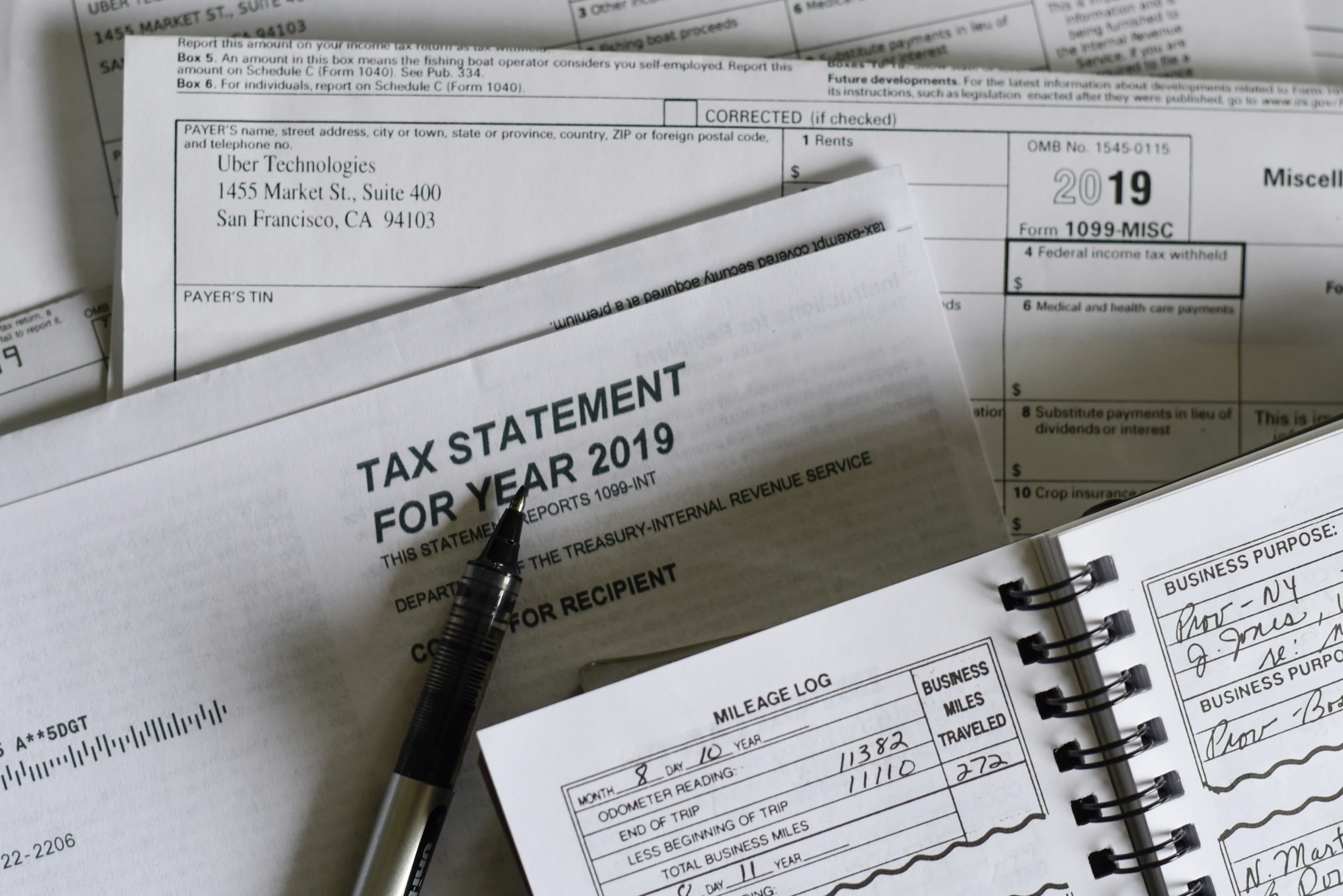 Why Filing Taxes Is Still Painful for Working Professionals in India — And How Seqyte Is Changing That